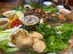 -沐毫傣泐云南菜孔雀宴•手抓饭傣味烧烤(曼听公园店)
