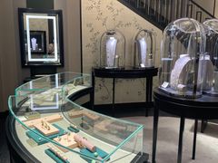 -梵克雅宝(国贸商城店)