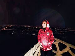 -鬼笑石后山停车场