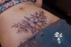 -雲艺刺青·洗纹身