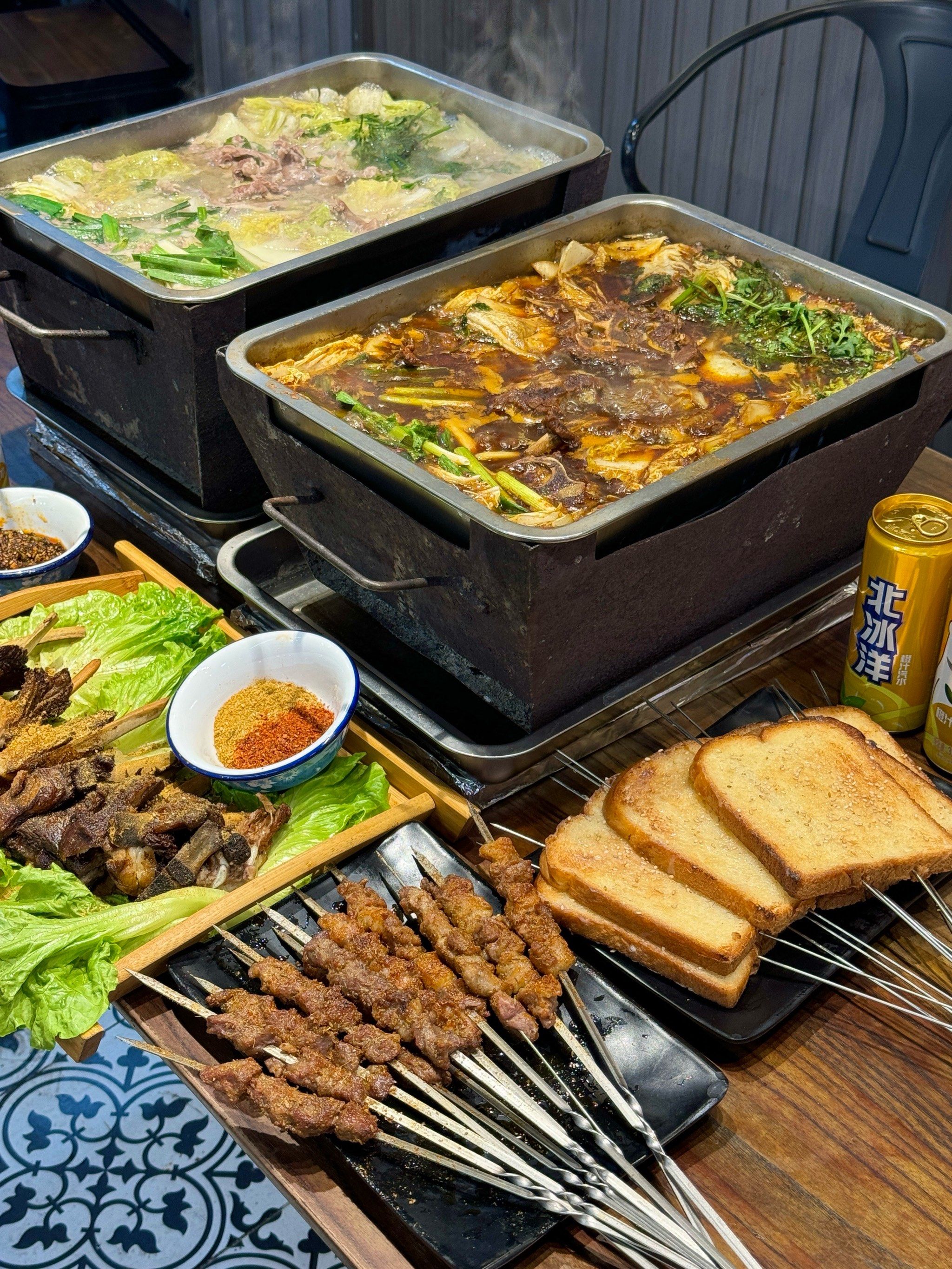 秋天就是要吃碳锅羊肉啊!太过瘾了!