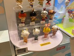 -泡泡玛特POPMART(蓝色港湾店)