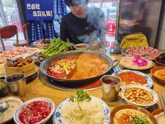 -巴卤社老火锅(财富店)