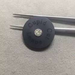 -威德钻石-克拉钻大本营(南京东路店)