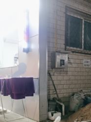 -小巷亮点理发店