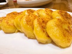 煎东北粘豆包-老厨家(中央大街西七道街店)