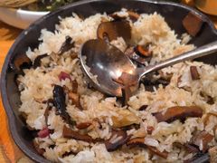 -云海肴·汽锅鸡·云南菜(天山百盛优客店)