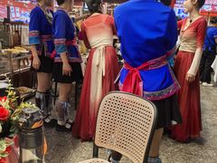 -刘姐啤酒鱼民族演艺餐厅(西街总店)