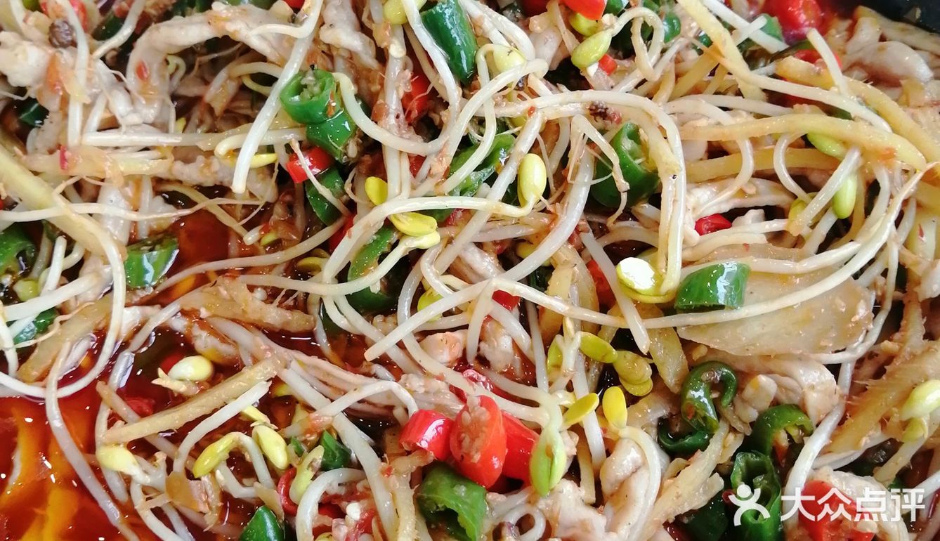 我的新年flag｜辣香扑鼻，这样做的兔肉太好吃，兔肉紧实Q弹