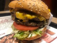 -The Habit Burger Grill 哈比特汉堡(爱琴海店)