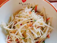 越南特色青木瓜沙拉-越南牛肉河粉餐厅(书院巷店)