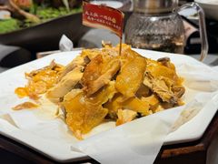 -头上红煨盐鸡·非遗院子餐厅