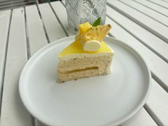 菠萝咸话梅奶油千层蛋糕-娜娜家•Nana's restaurant(国金汇店)