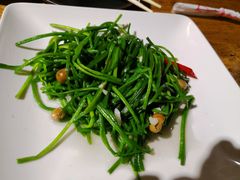 -阿飞冲浪旅店一馆