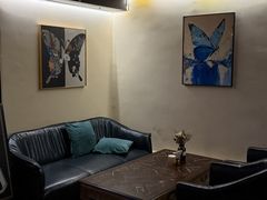 -145号U&Lounge Bar