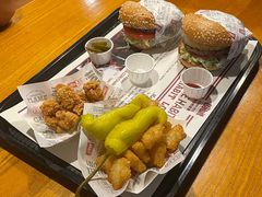 -The Habit Burger Grill 哈比特汉堡(复兴soho店)