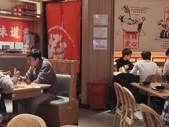 大堂-川堂风·跷脚牛肉·乐山爆炒(宝山日月光店)