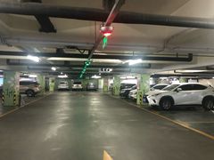 -印象城购物中心-停车场