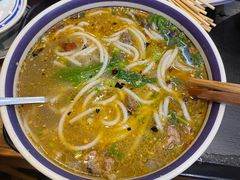 -云阿蛮云南生烫牛肉米线(奉贤路店)