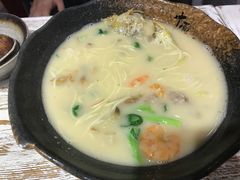 -十面欢腾·海鲜面·台式Bistro(长乐路店)