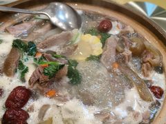 -宜宾海鲜酒家·三十年老字号