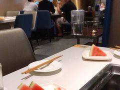 大堂-海底捞火锅(长宁路龙之梦店)