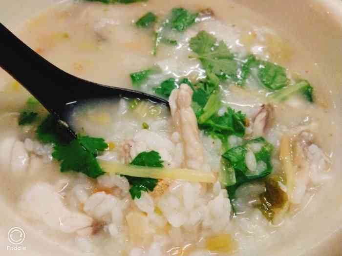 潮汕洪阳鱼粥-"凌晨十二点,拖着疲惫的身躯回家,思索一番.