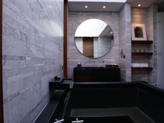 -三二行館(限16歲以上貴賓入館)