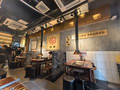 -肉甲韩国木炭烤肉(新壹街1店)