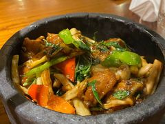 -默加东南亚美食(大宁音乐广场店)