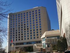 -亮马河饭店翠雅咖啡厅