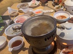 -雍和会海鲜姿造自助(湖东路店)