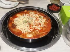 -三清洞摩西韩式年糕火锅(威高广场店)
