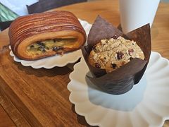 -VERIE BAKEHOUSE