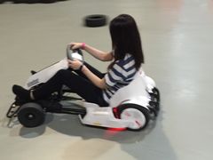 -嘿哟动霸CHUA·新潮玩运动娱乐中心·蹦床滑冰团建乐园