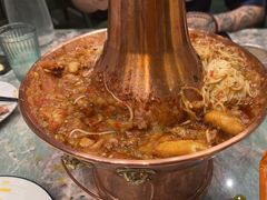 土司铜锅油焖鸡-浩海火烧云傣家菜(京广店)