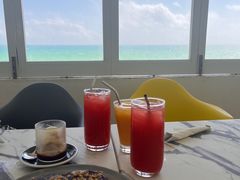 -The Sunny Side Cafe Station 1