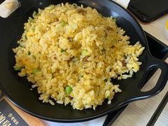 -老娘舅餐厅(黄龙体育中心店)