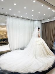 -拉瑞娜LaReine婚纱礼服高级定制