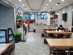 大堂-歹歹的加个面过油肉拌面
