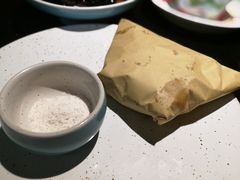 古法盐蘸牛肉-老头儿油爆虾·知味杭州(爱琴海购物中心)