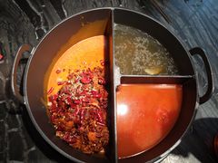 -热火朝天鲜切牛肉火锅(南强街巷店)