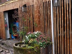 -冰冰龙虾·江湖菜·花园江景餐厅
