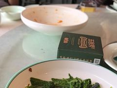 -五谷芳乳鸽王(梅沙老店)