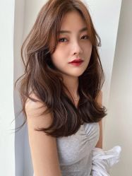 -HAIR CORNER
