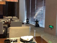 大堂-天津滨海圣光皇冠假日酒店 霞·日餐厅