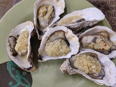 炭烧蒜蓉生蚝-贞姨美食·老字号海鲜大排档
