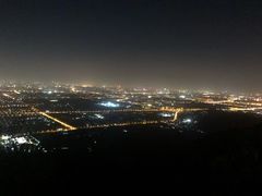 -鬼笑石后山停车场