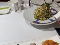 -贝勒爷·酥不腻烤鸭