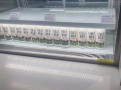 -奈雪的茶(湖滨银泰in77C区PRO店)